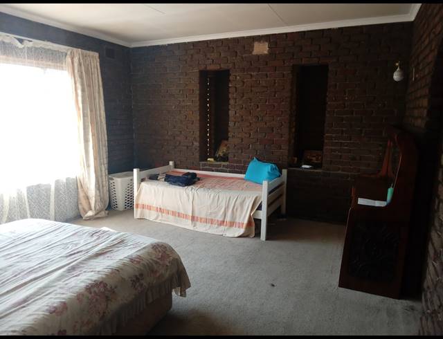 3 BEDROOM HOUSE FOR SALE IN STRUBENVALE